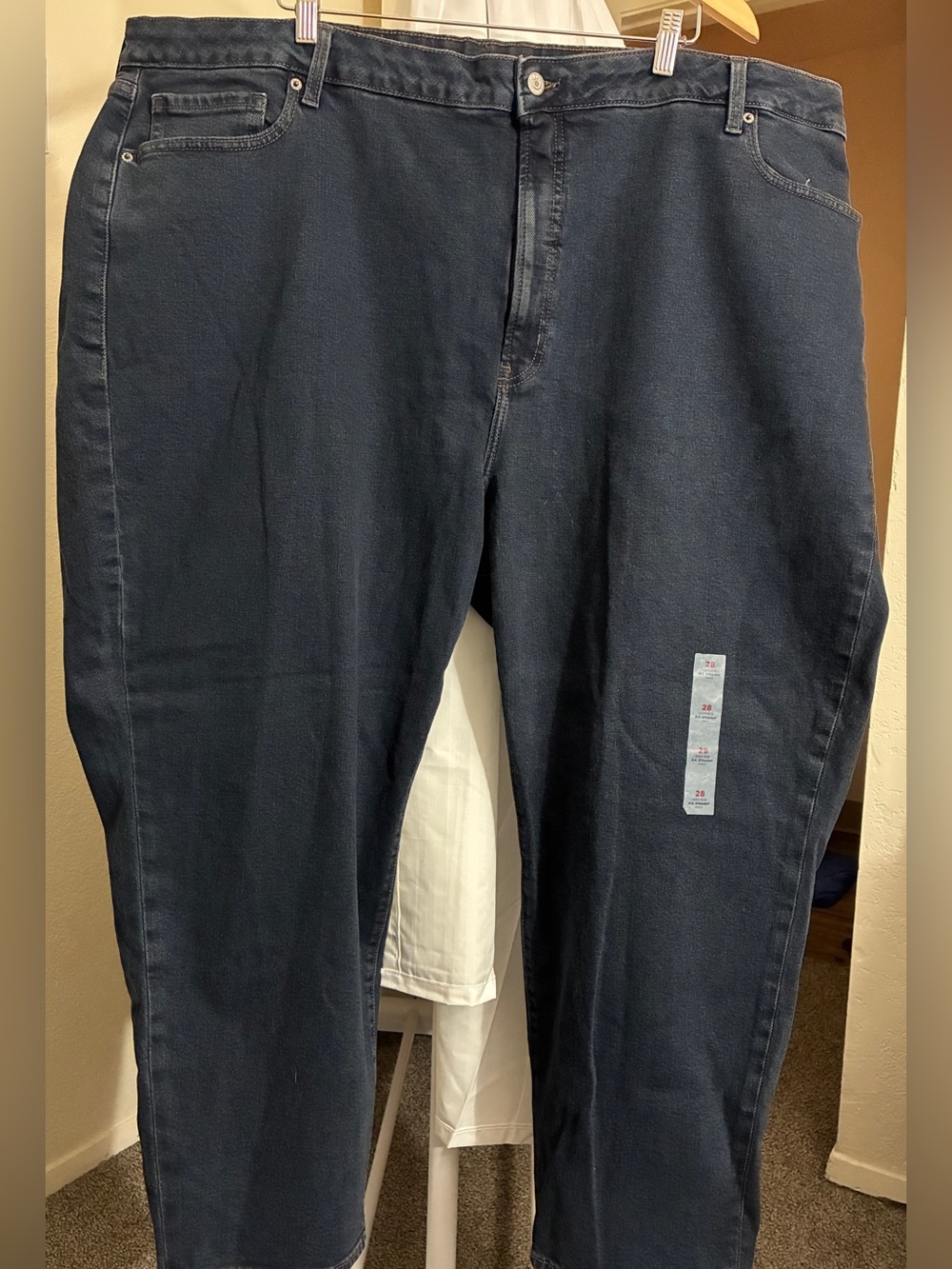 Old Navy Women's High Rise O.G. Straight Leg Jeans in Dark Navy